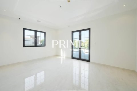 Villa in Jumeirah Golf Estates, Dubai 6 bedrooms, 1326 sq.m. № 24317 - photo 10