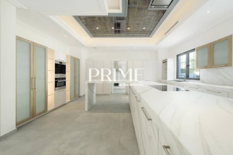 Villa in Jumeirah Golf Estates, Dubai 6 bedrooms, 1326 sq.m. № 24317 - photo 27
