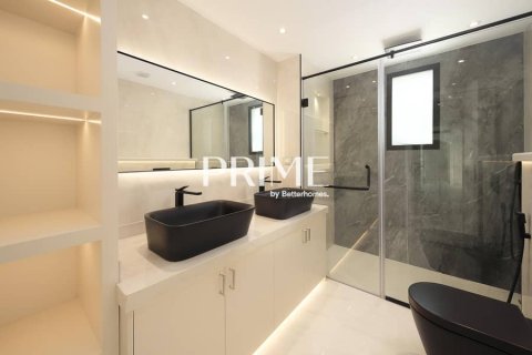 Villa in Jumeirah Golf Estates, Dubai 6 bedrooms, 1326 sq.m. № 24317 - photo 5