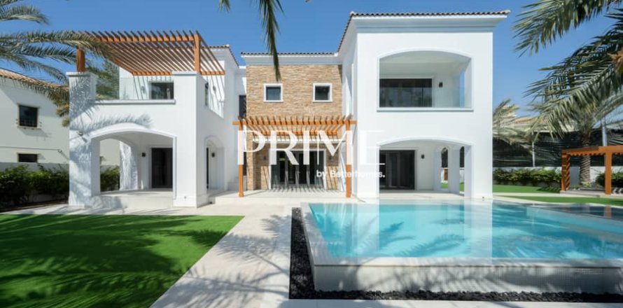 Villa in Jumeirah Golf Estates, Dubai 6 bedrooms, 1326 sq.m. № 24317