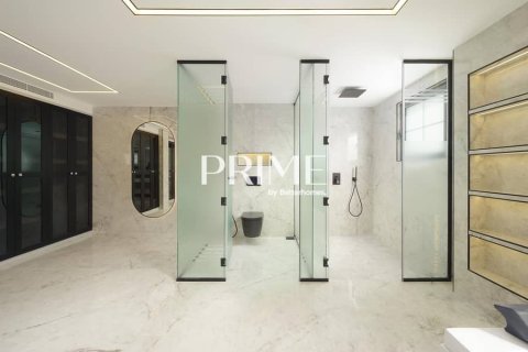 Villa in Jumeirah Golf Estates, Dubai 6 bedrooms, 1326 sq.m. № 24317 - photo 4