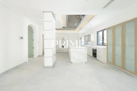 Villa in Jumeirah Golf Estates, Dubai 6 bedrooms, 1326 sq.m. № 24317 - photo 26
