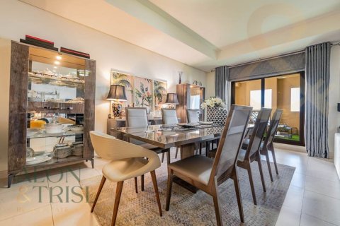 Appartement à Kingdom of Sheba, Palm Jumeirah, Dubai, 3 chambres, 222 m², № 60823 - photo 1