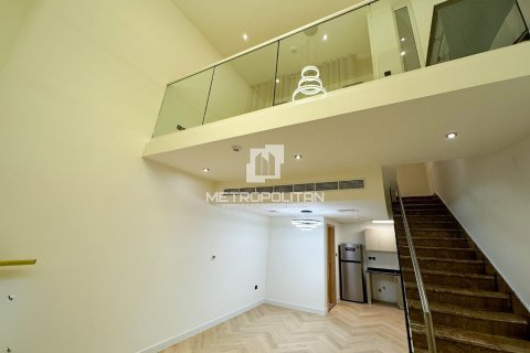 Townhouse in Dubai Land, Dubai 1 bedroom, 63 sq.m. № 15758 - photo 2