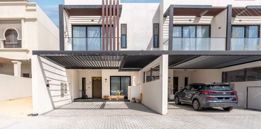 Adosado en Al Furjan, Dubai, 4 dormitorios, 170.1 m², № 59149