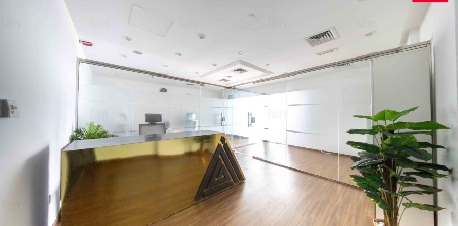 Офис в Бизнес-Бэе, Дубай, 80.4м², № 59145