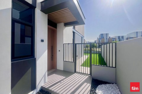 Villa in Dubai 4 bedrooms, 247.4 sq.m. № 50895 - photo 26