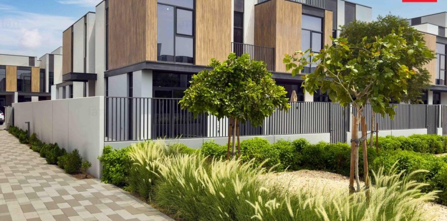 Villa in Dubai 4 bedrooms, 247.4 sq.m. № 50895