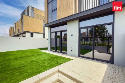 Villa in Dubai 4 bedrooms, 247.4 sq.m. № 50895 - photo 4