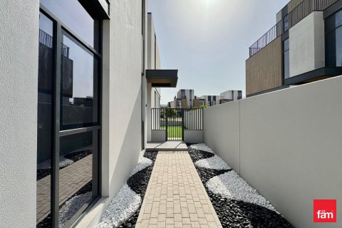 Villa in Dubai 4 bedrooms, 247.4 sq.m. № 50895 - photo 27