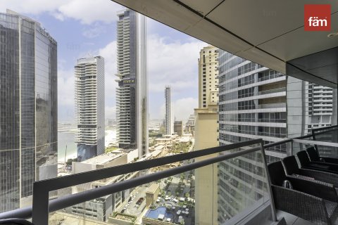 Apartamento en Dubai, 3 dormitorios, 202.7 m², № 50901 - foto 2