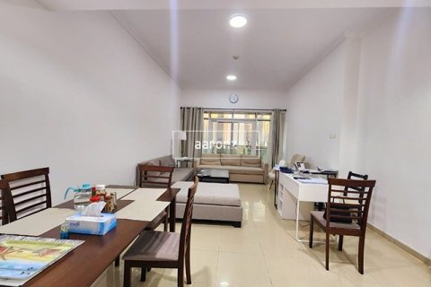 Apartamento en Jumeirah Lake Towers, Dubai, 1 dormitorio, 79.9 m², № 42671 - foto 5