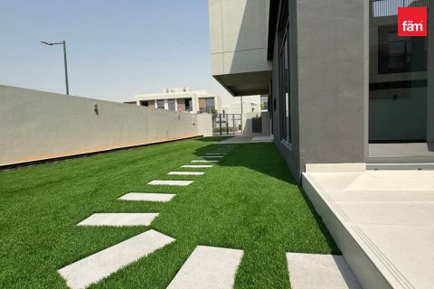 Villa en Dubai, 4 dormitorios, 335.1 m², № 141287 - foto 4