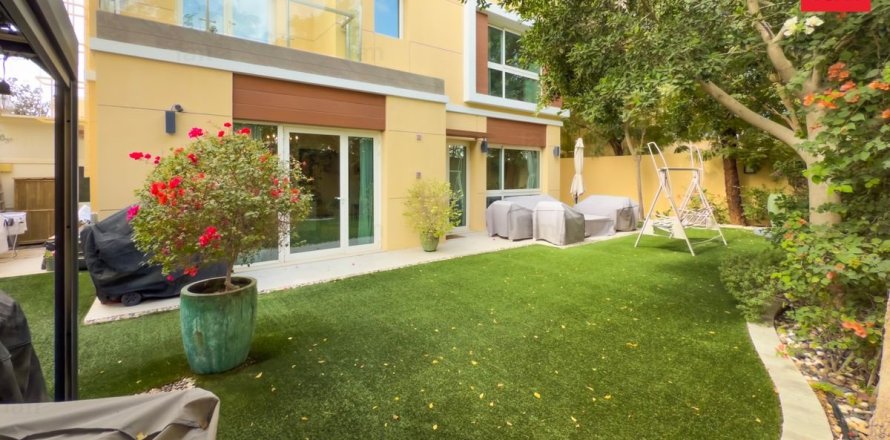 Villa à Al Barsha, Dubai, 4 chambres, 435.2 m², № 95715