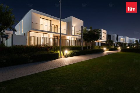 Villa in Dubai Hills Estate, Dubai 5 bedrooms, 650.5 sq.m. № 95717 - photo 9