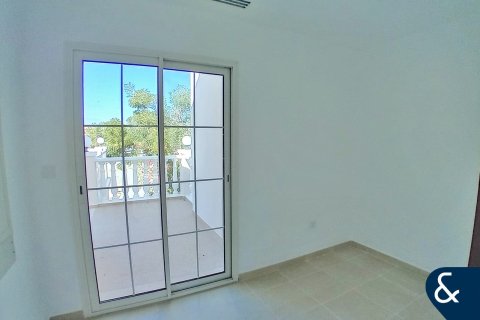 Снять в аренду виллу в Jumeirah Village Triangle, Дубай: 2 спальни, 674м², № 98813 - фото 8