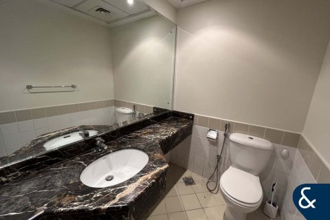 Снять в аренду виллу в Арабиан Ранчес, Дубай: 4 спальни, 291м², № 98810 - фото 6