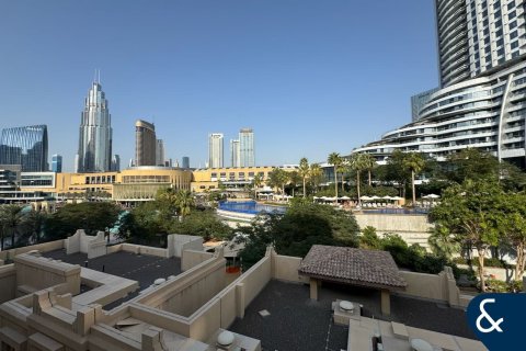 Apartment in Downtown Dubai (Downtown Burj Dubai), Dubai 2 bedrooms, 145 sq.m. № 98814 - photo 11