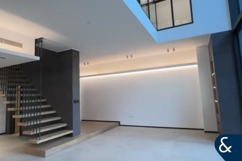 Снять в аренду квартиру в Sobha Hartland, Мохаммед Бин Рашид Сити, Дубай: 2 спальни, 253м², № 98811 - фото 8