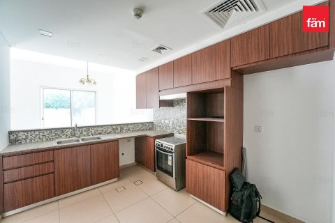 Adosado en Dubai, 3 dormitorios, 181.2 m², № 99558 - foto 5