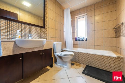 Villa à Dubai, 5 chambres, 560.4 m², № 40121 - photo 5