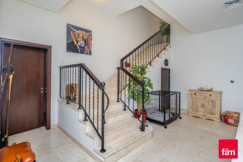 Villa à Dubai, 5 chambres, 560.4 m², № 40121 - photo 25