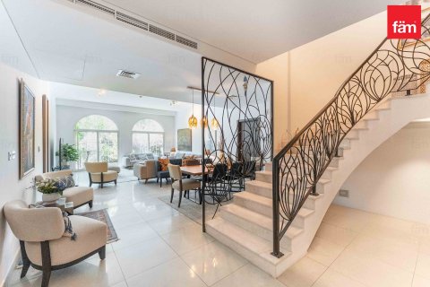Villa à Motor City, Dubai, 4 chambres, 380.7 m², № 40115 - photo 22