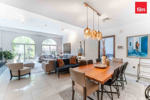 Villa à Motor City, Dubai, 4 chambres, 380.7 m², № 40115 - photo 20