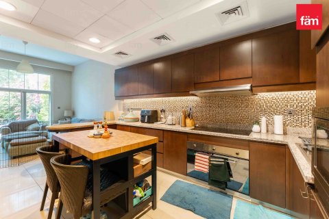 Villa à Motor City, Dubai, 4 chambres, 380.7 m², № 40115 - photo 11