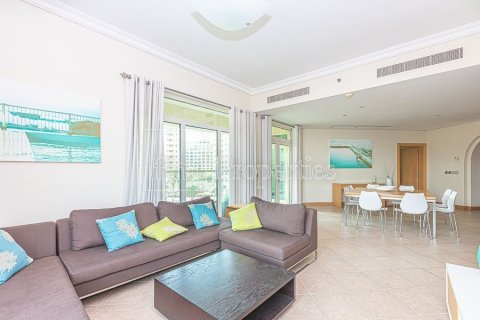 Appartement à Palm Jumeirah, Dubai, 3 chambres, 237.6 m², № 40120 - photo 5