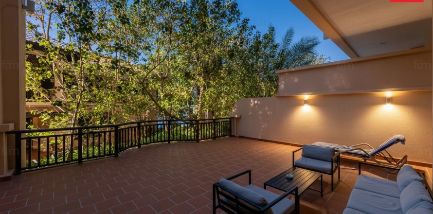 شقة في نخلة جميرا, دبي 1غرف نوم, 145 م² رقم 89311