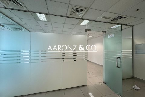 Bureau à Dubai Investment Park, Dubai, 101.9 m², № 78377 - photo 8
