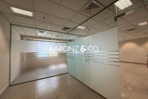Bureau à Dubai Investment Park, Dubai, 101.9 m², № 78377 - photo 9