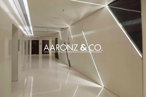 Снять в аренду офис в Бизнес-Бэе, Дубай: 53.4м², № 78378 - фото 6