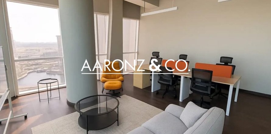 Офис в Бизнес-Бэе, Дубай, 53.4м², № 78378