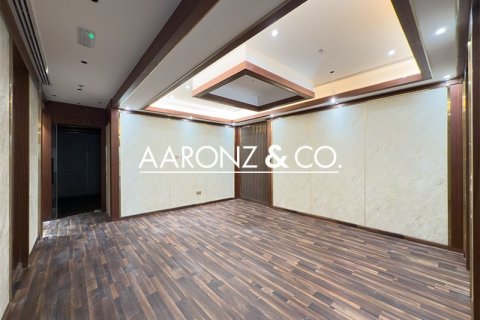 Bureau à Business Bay, Dubai, 198.7 m², № 78375 - photo 10