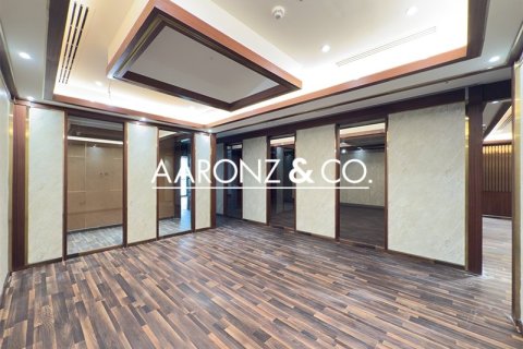 Bureau à Business Bay, Dubai, 198.7 m², № 78375 - photo 15