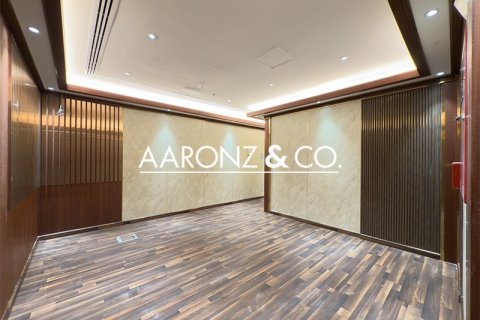 Bureau à Business Bay, Dubai, 198.7 m², № 78375 - photo 11