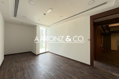 Bureau à Business Bay, Dubai, 198.7 m², № 78375 - photo 3