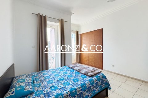Apartment in Jumeirah Lake Towers, Dubai 2 bedrooms, 121.7 sq.m. № 78379 - photo 7