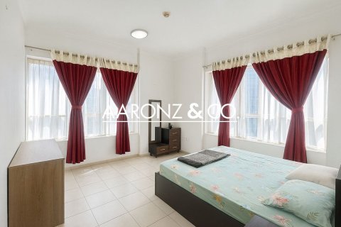 Apartment in Jumeirah Lake Towers, Dubai 2 bedrooms, 121.7 sq.m. № 78379 - photo 9
