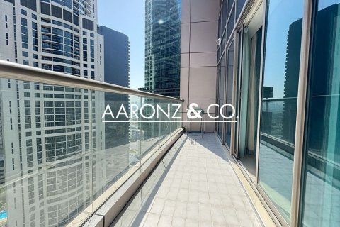 Apartment in Jumeirah Lake Towers, Dubai 2 bedrooms, 121.7 sq.m. № 78379 - photo 14