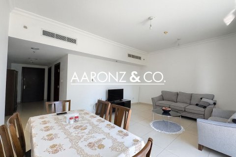 Apartment in Jumeirah Lake Towers, Dubai 2 bedrooms, 121.7 sq.m. № 78379 - photo 2