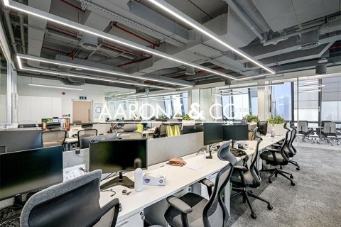 Купить офис в Даунтаун Дубай (Даунтаун Бурдж Дубай), Дубай: 339.5м², № 78376 - фото 2