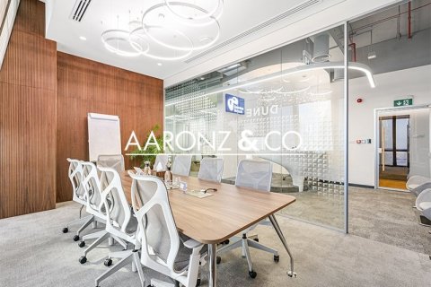 Купить офис в Даунтаун Дубай (Даунтаун Бурдж Дубай), Дубай: 339.5м², № 78376 - фото 17