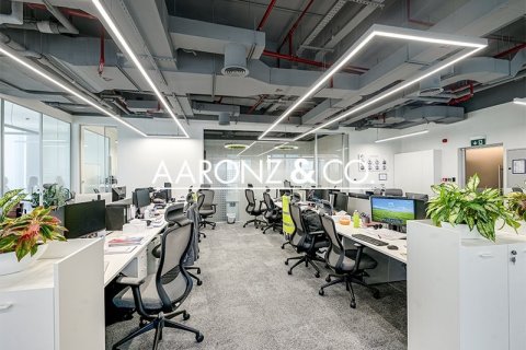 Купить офис в Даунтаун Дубай (Даунтаун Бурдж Дубай), Дубай: 339.5м², № 78376 - фото 3