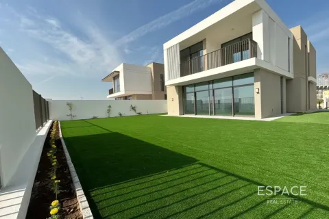 Снять в аренду таунхаус в Al Furjan, Дубай: 4 спальни, 357м², № 71282 - фото 13