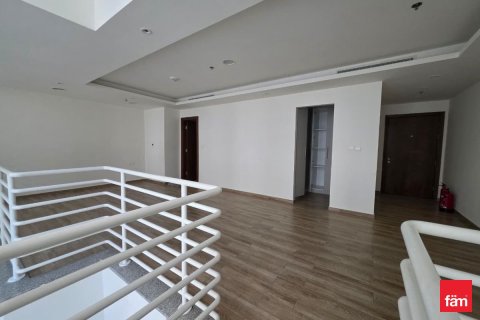 Снять в аренду дуплекс в Бизнес-Бэе, Дубай: 1 спальня, 136.5м², № 90335 - фото 5