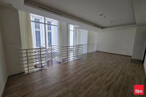 Снять в аренду дуплекс в Бизнес-Бэе, Дубай: 1 спальня, 136.5м², № 90335 - фото 6
