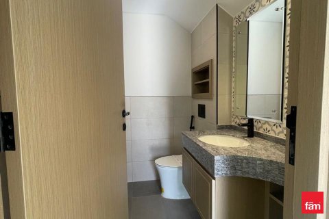 Снять в аренду таунхаус в Дубае: 5 спален, 298.8м², № 90334 - фото 9